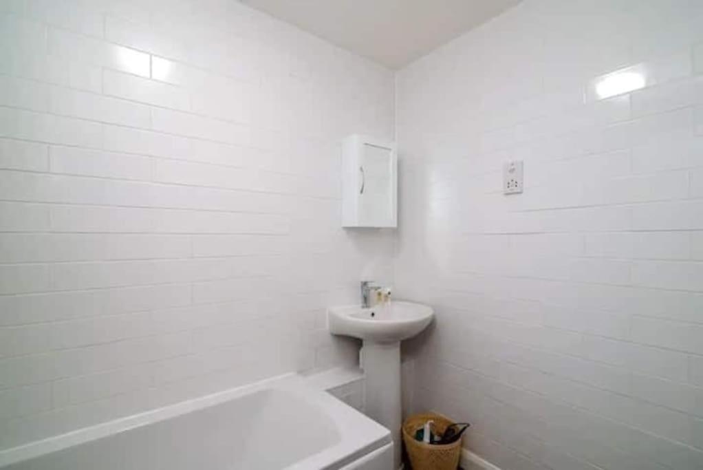 Quiet 4 Bedroom House Between Camden & Kings Cross London Eksteriør billede