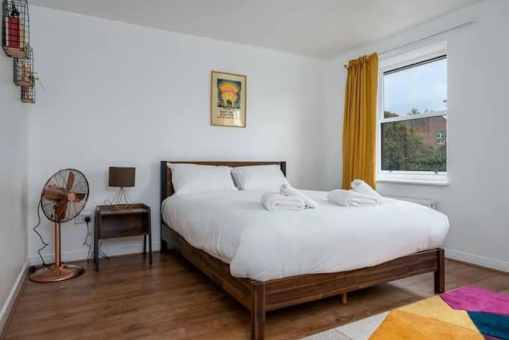 Quiet 4 Bedroom House Between Camden & Kings Cross London Eksteriør billede